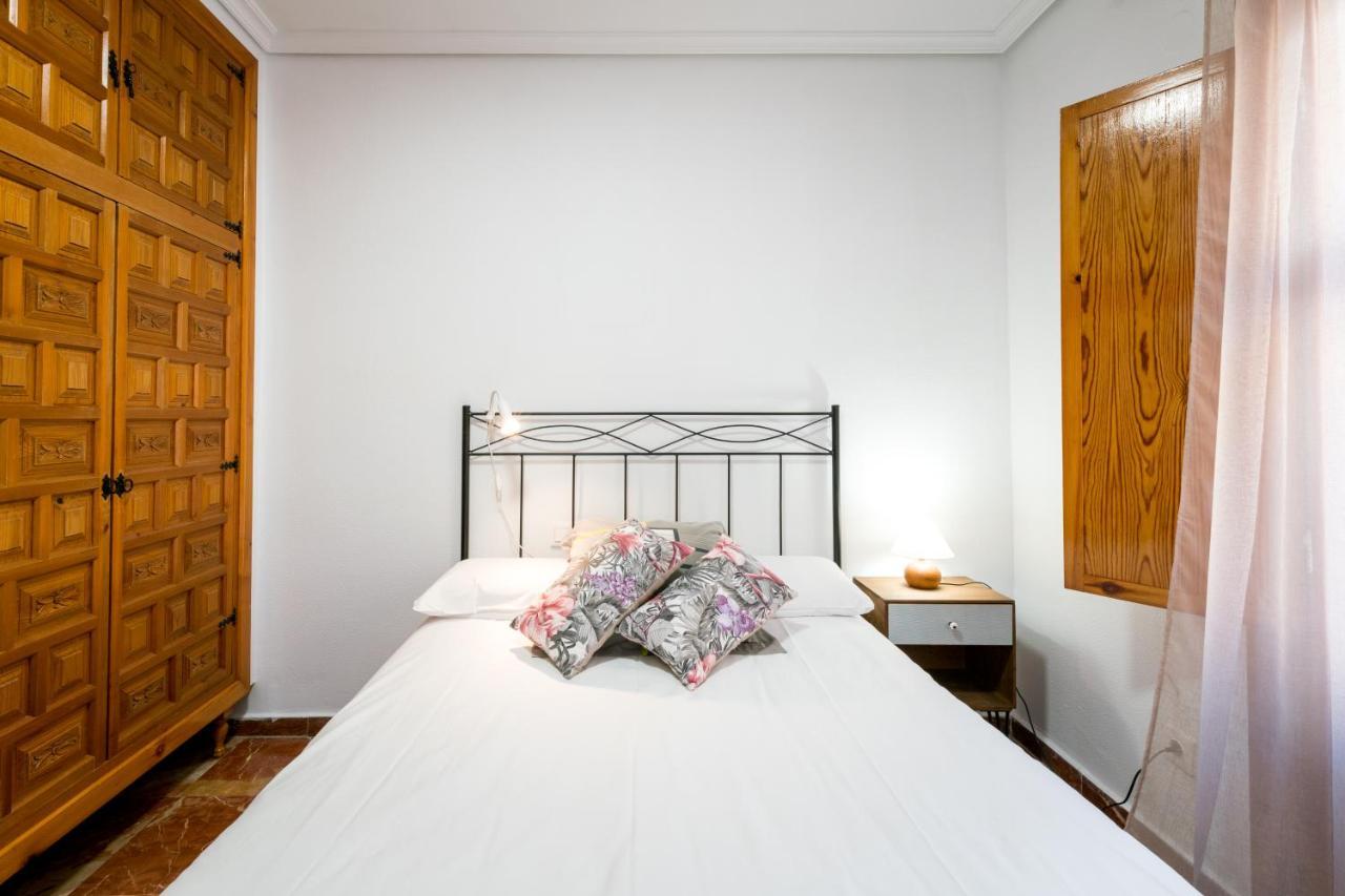Ferienwohnung Holi-Rent Estrella Sevilla Exterior foto