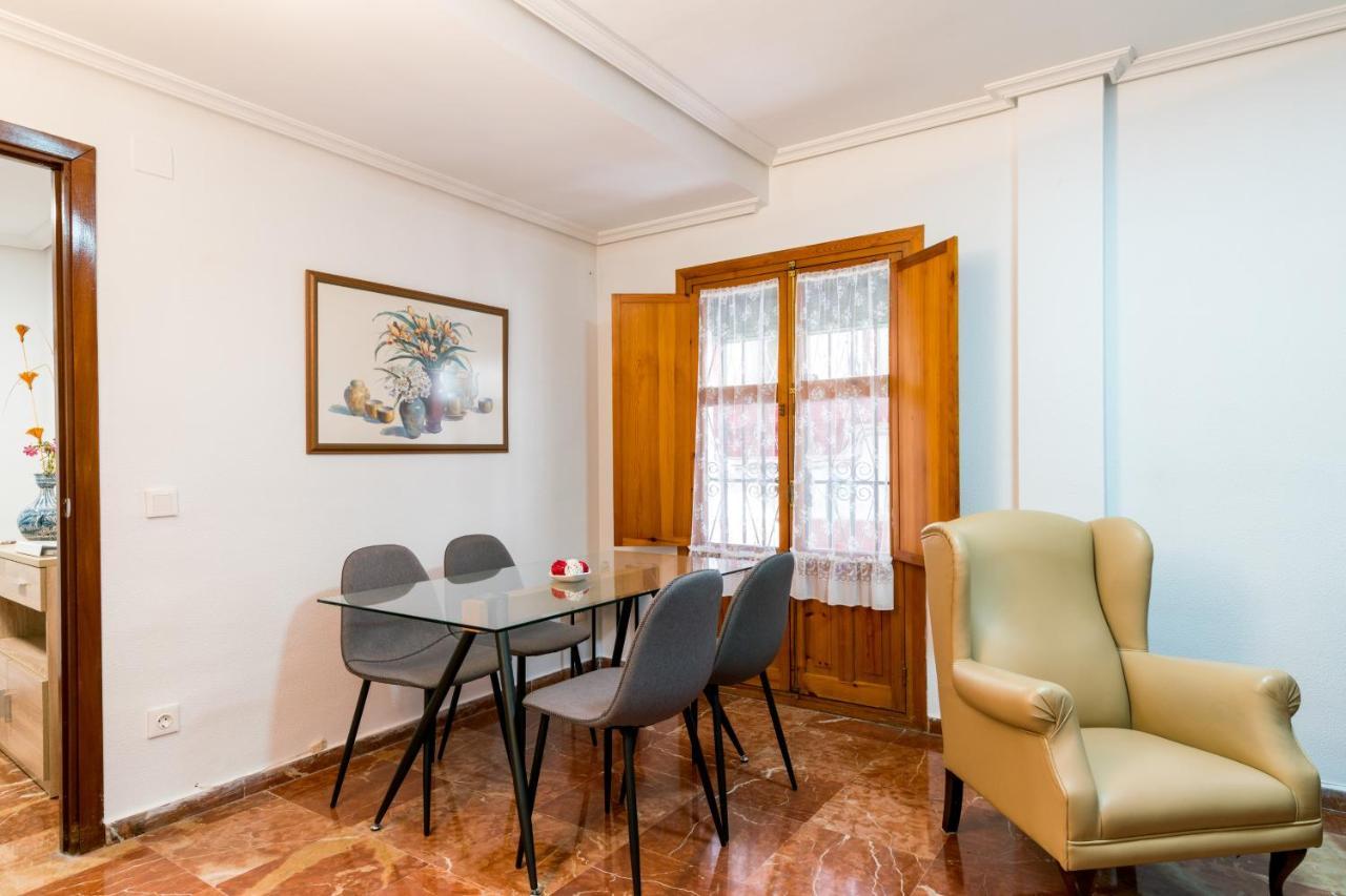 Ferienwohnung Holi-Rent Estrella Sevilla Exterior foto